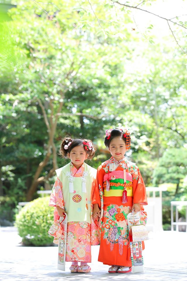 小田原城内 報徳二宮神社の七五三（祈願・写真・衣裳・着付・会食）